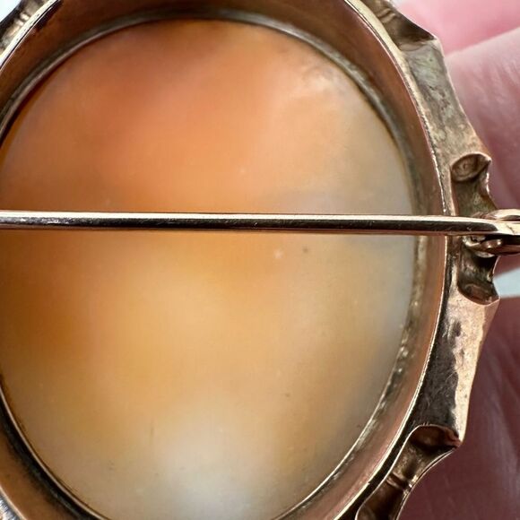 Antique Highly Detailed Shell Carved Cameo Brooch - Picture 11 of 12